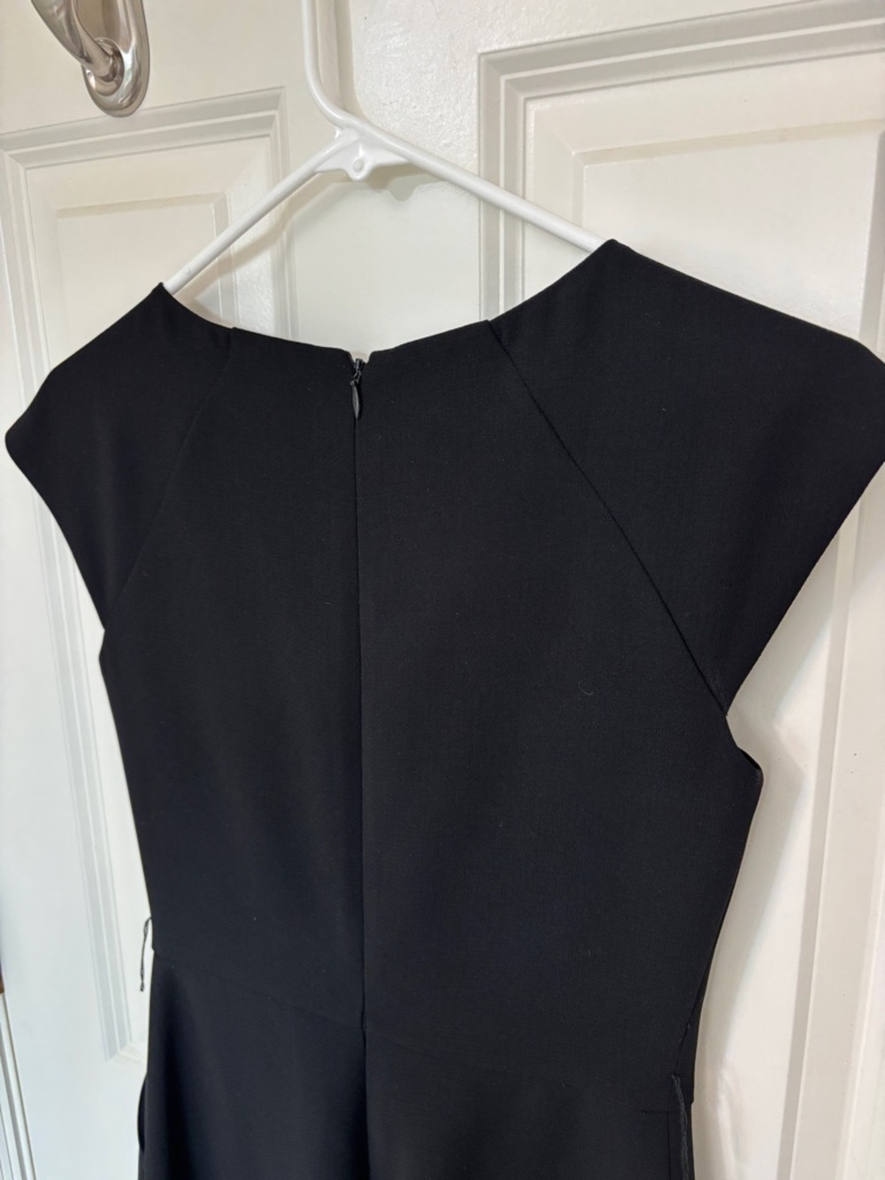Calvin Klein sz 4, Black Cap-Sleeve Midi Fit-and-Flare Dress - Picture 3 of 11